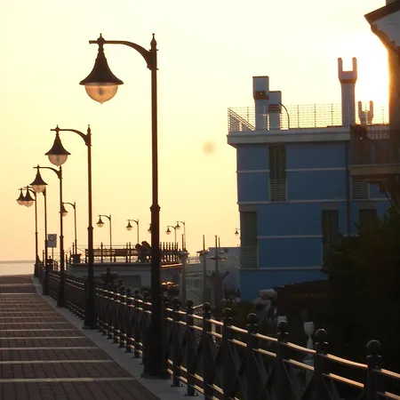 Modern Flat With Balcony In Apartamento *